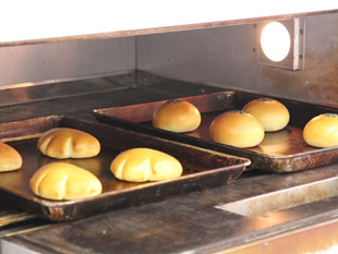 製パン作業