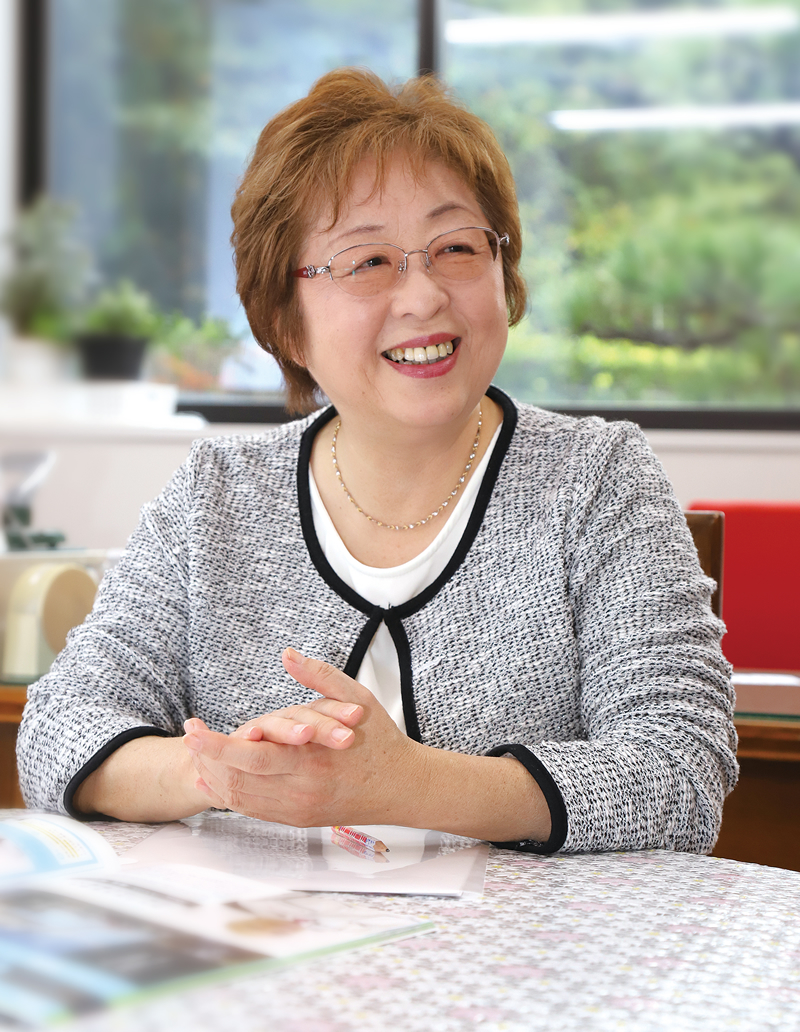 理事長 林 壽美子